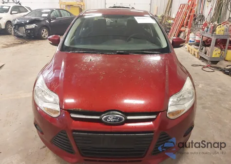 2014 Ford Focus Se z USA, uszkodzony, nr VIN 1FADP3F21EL397916